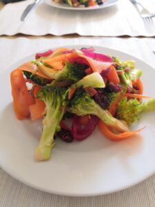 Raw broccoli salad