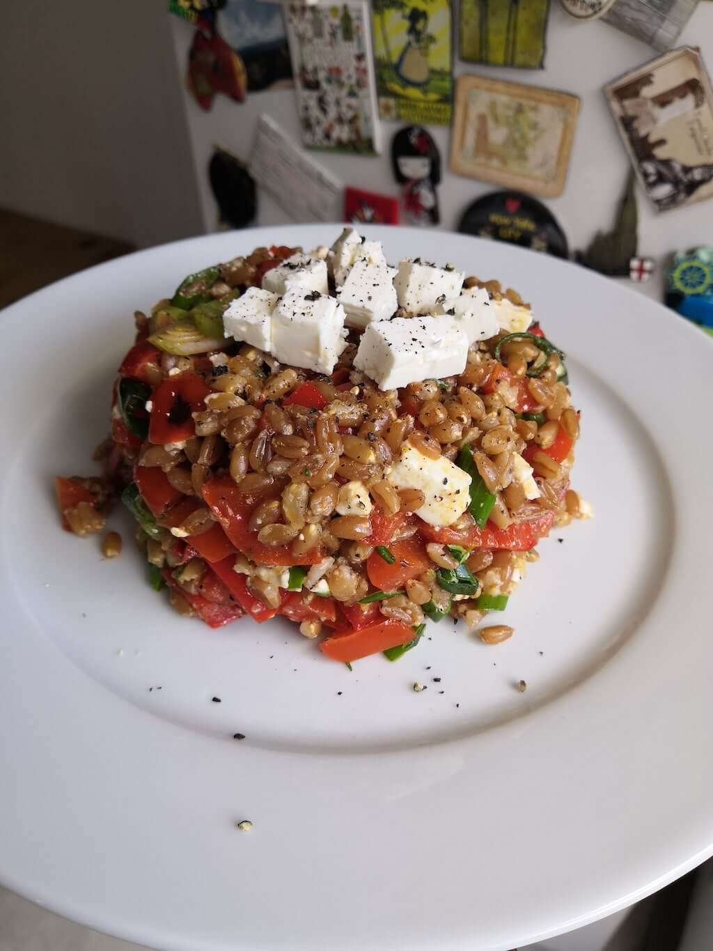 Farro and roasted red pepper salad
