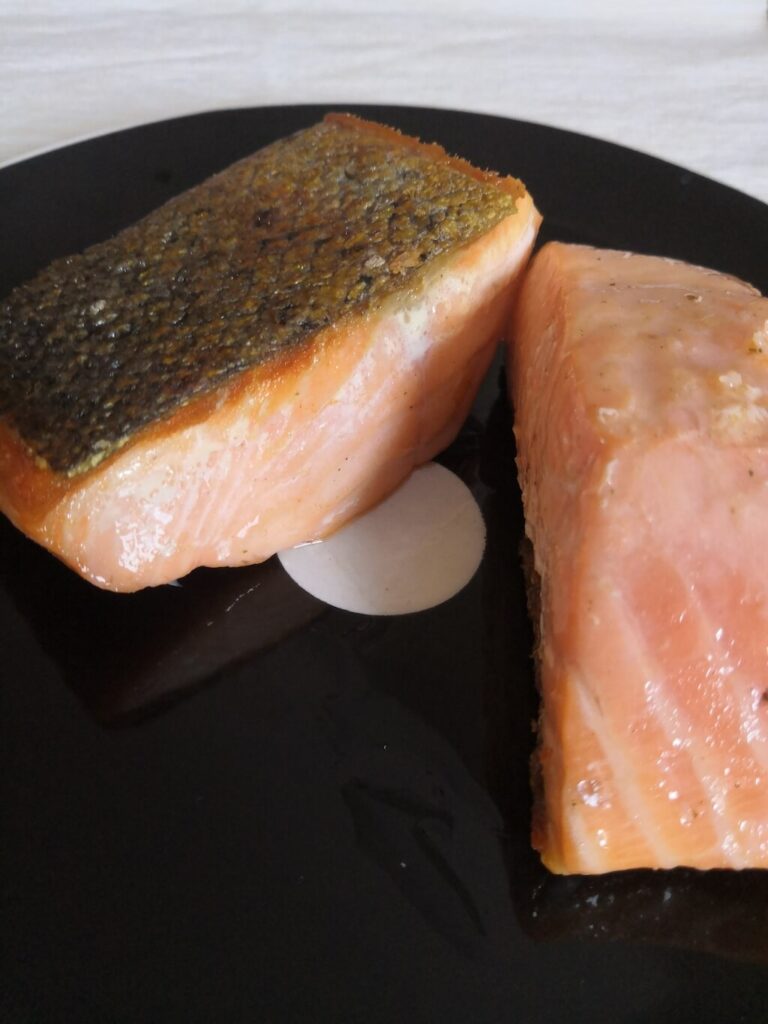 Pan-fry salmon