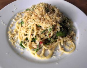 Spaghetti and chilli with sardines